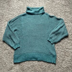 American Eagle Oversized Turtleneck Sweater, Size Small